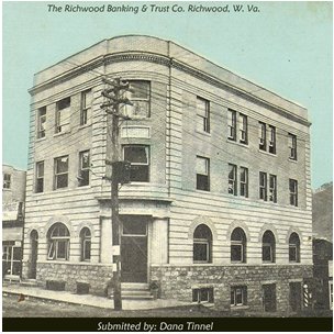 Postcard of Richwood Main Street, Richwood W. Va.