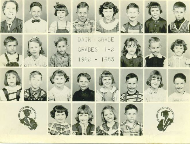 Dain School,Grades 1-2 (1952 - 1953)